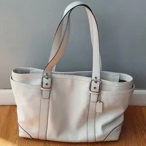 バッグ coach leatherbag white Old Coach Leather White Shoulder Bag Vintage Style Authentic